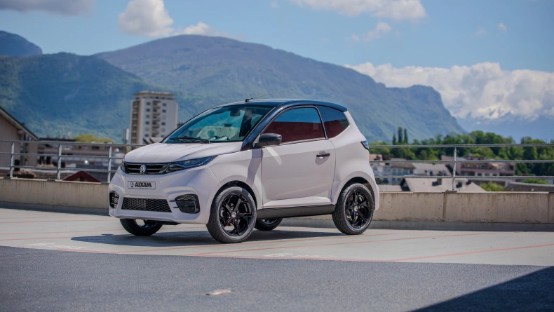 Automobiliai, kuriems vairuoti nereikia vairuotojo pažymėjimo, AIXAM City 1.png