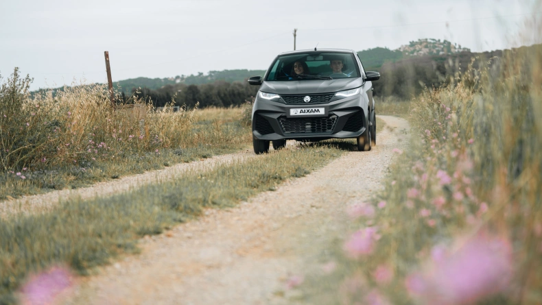 Automobiliai, kuriems vairuoti nereikia vairuotojo pažymėjimo, AIXAM e City aa Photo 2.jpg