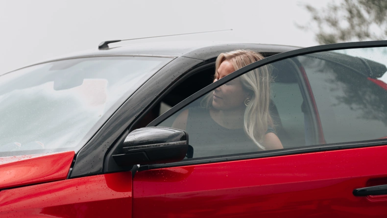 Automobiliai, kuriems vairuoti nereikia vairuotojo pažymėjimo, AIXAM e Coup&eacute; SITU_ECOUPG_RED_PNG (12).jpg