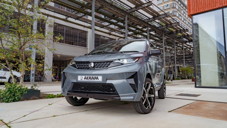 Automobiliai, kuriems vairuoti nereikia vairuotojo pažymėjimo, AIXAM e Crossover Ambition_Line_DSC7437.jpg
