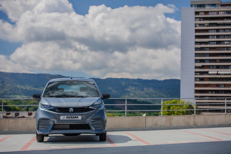 Automobiliai, kuriems vairuoti nereikia vairuotojo pažymėjimo, AIXAM City CITPAC_FAVA_TIT_JPG (2).jpg