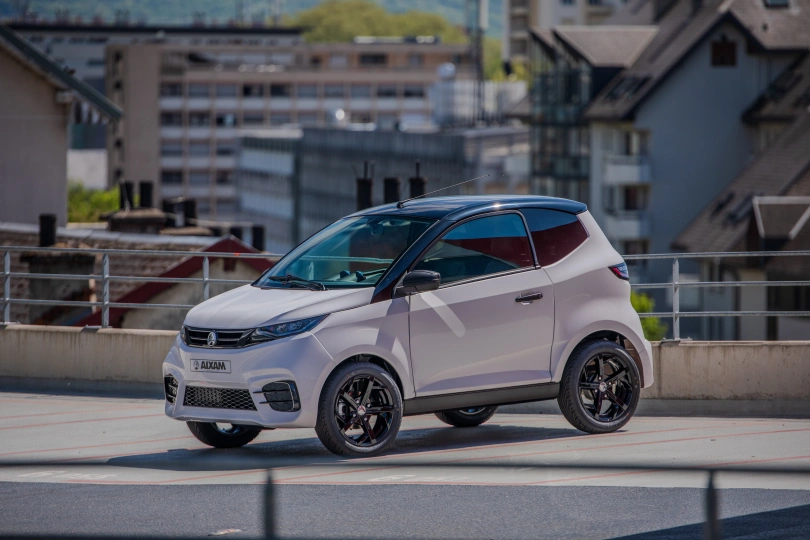 Automobiliai, kuriems vairuoti nereikia vairuotojo pažymėjimo, AIXAM City CITSPO_PROF_BLA_JPG.jpg