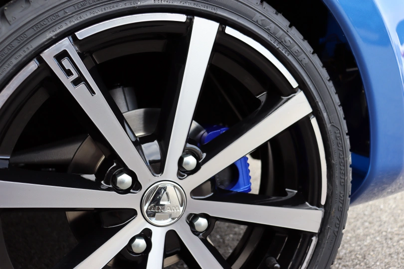 Automobiliai, kuriems vairuoti nereikia vairuotojo pažymėjimo, AIXAM Coup&eacute; CUTGTI_BLS_DTZ1.jpg