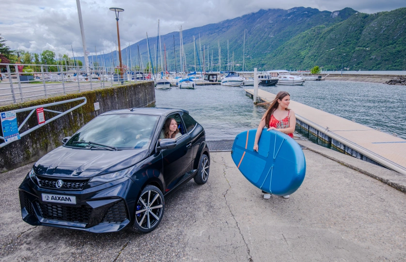 Automobiliai, kuriems vairuoti nereikia vairuotojo pažymėjimo, AIXAM Coup&eacute; CUTGTI_SITU_BLK_JPG (2).jpg