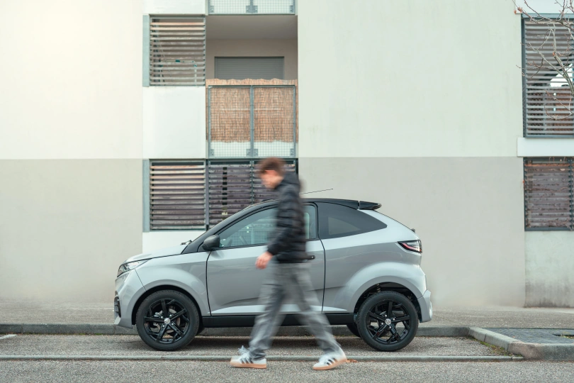 Automobiliai, kuriems vairuoti nereikia vairuotojo pažymėjimo, AIXAM Coup&eacute; CUTSPO_PROF_ARG_JPG.jpg