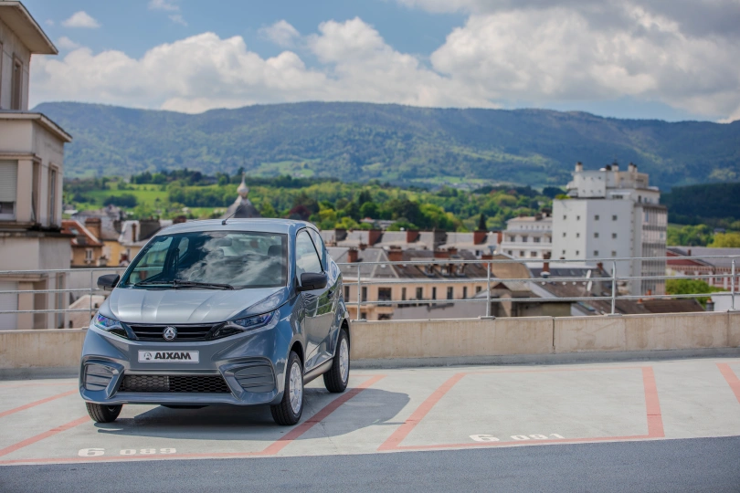 Automobiliai, kuriems vairuoti nereikia vairuotojo pažymėjimo, AIXAM City 1.png