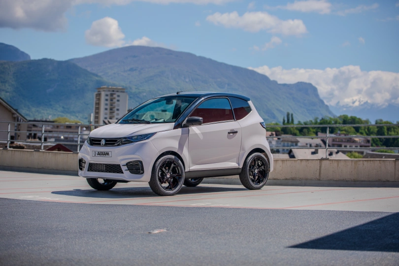 Automobiliai, kuriems vairuoti nereikia vairuotojo pažymėjimo, AIXAM City 1.png