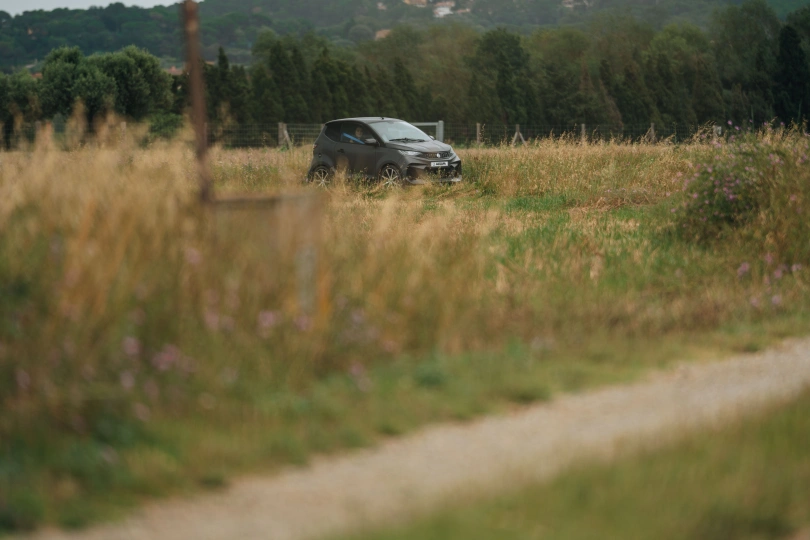 Automobiliai, kuriems vairuoti nereikia vairuotojo pažymėjimo, AIXAM e City SITU_CITGTO_ACER_PNG (27).jpg
