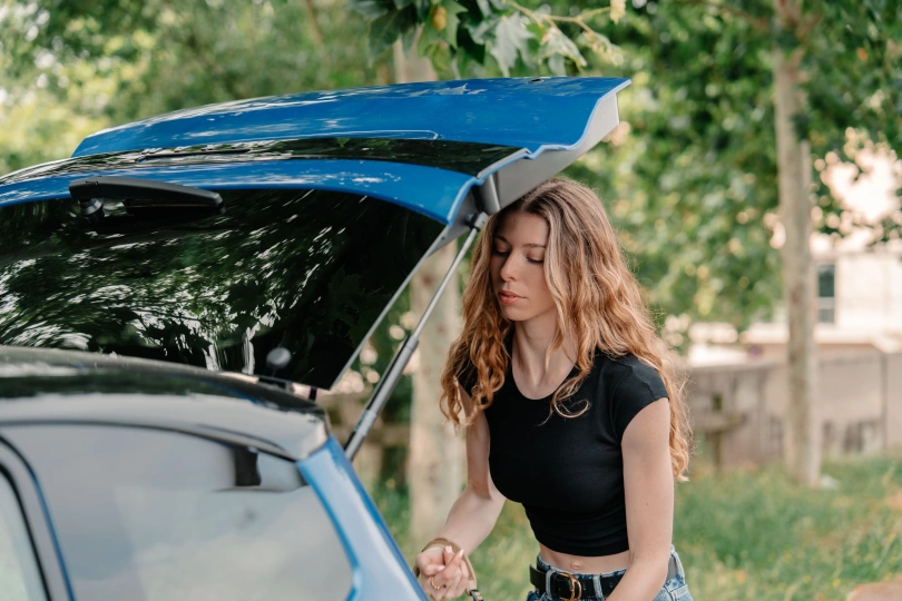 Automobiliai, kuriems vairuoti nereikia vairuotojo pažymėjimo, AIXAM e City SITU_ECITSPO_BLS_PNG (9).jpg