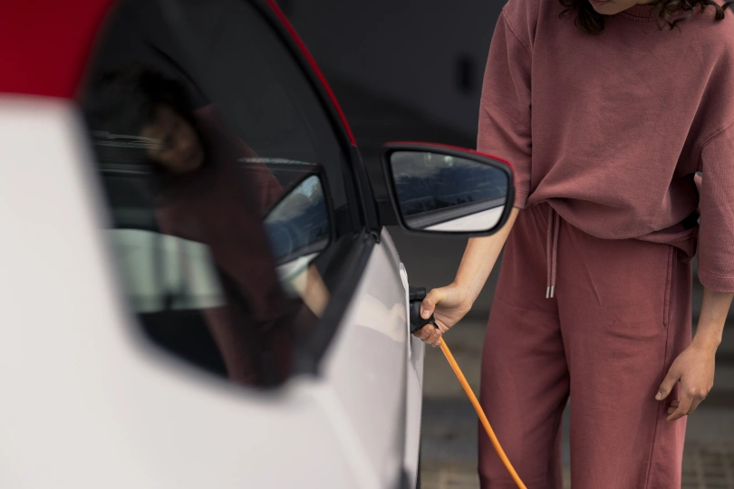 Automobiliai, kuriems vairuoti nereikia vairuotojo pažymėjimo, AIXAM e Minauto 0G2A9200.jpg